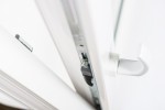 1-flügeliges Dreh-Kipp-Kunststofffenster REHAU Smartline+, rechts 1100 x 1000